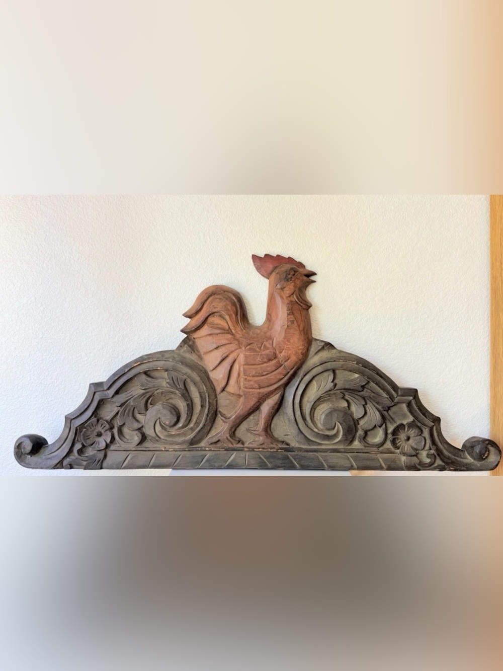 VINTAGE Carved Wood Door Pediment Rooster Farmhouse Style Wall Hanging